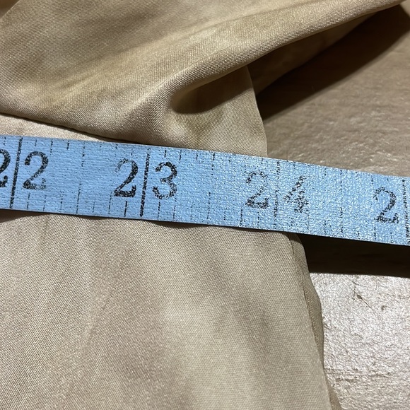 Simply Vera Vera Wang Tan Marbled Blouse - Picture 6 of 7